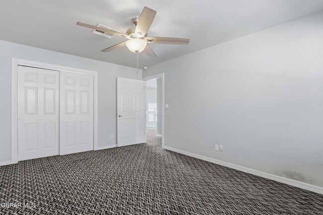 Building Photo - 4717 Excalibur Dr