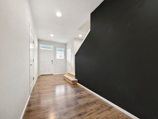 Building Photo - Newly built home with major upgrades in Br...