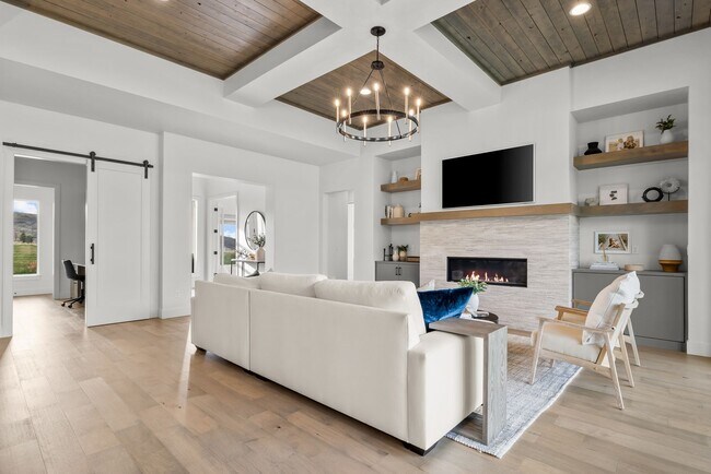 Building Photo - STUNNING North Boise Foothills Home Available soon