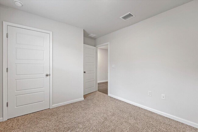 Building Photo - 4522 Rivers Landing Dr