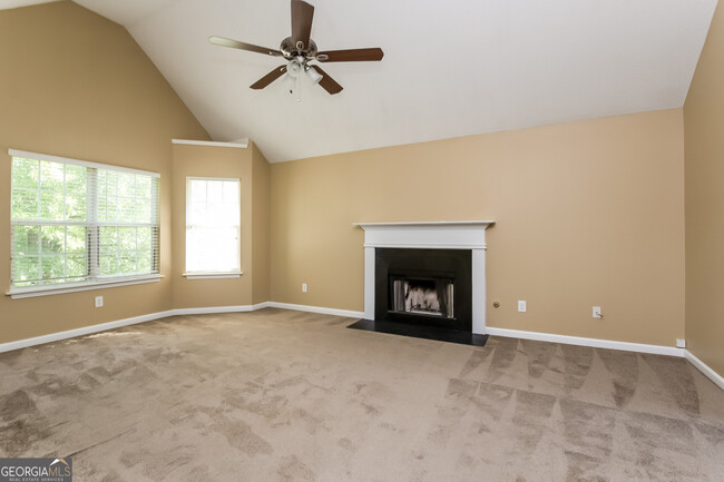 Building Photo - 2061 Registry Dr