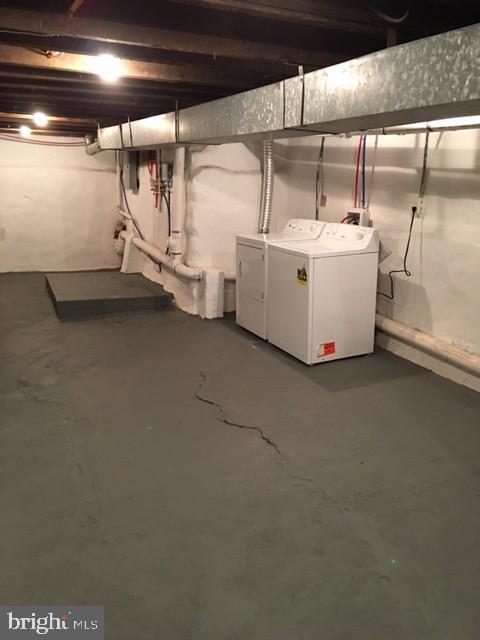 Building Photo - 5207 Hazel Ave