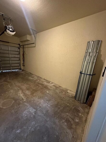 Building Photo - 12444 Emerald Creek Manor