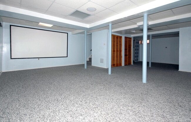 Building Photo - 48 Astor Ct