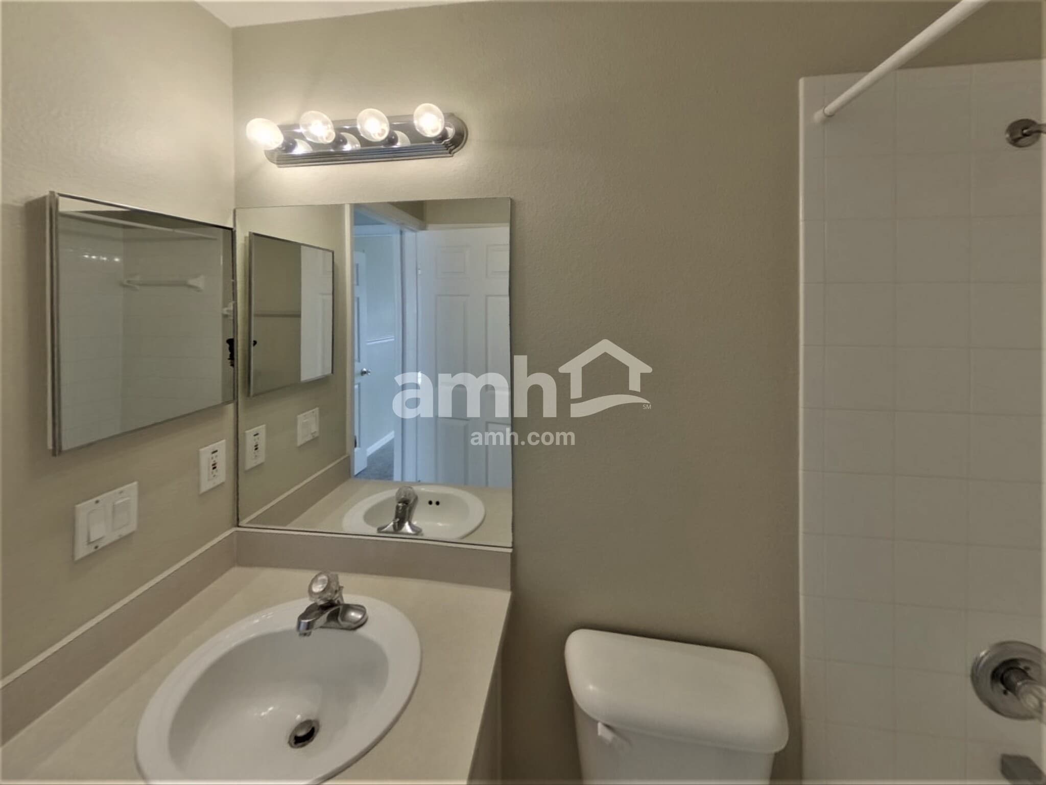 Building Photo - 5152 New Savannah Cir