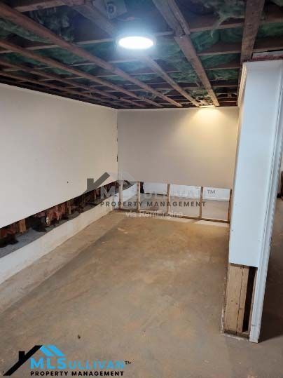 Building Photo - 710 US-70