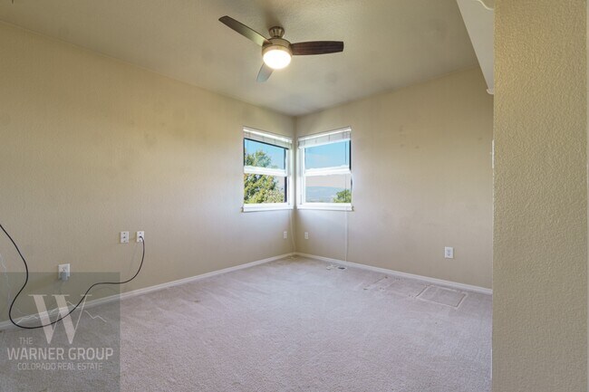 Building Photo - 9631 Stoneglen Dr