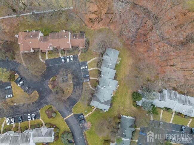 Building Photo - 1801 Timber Oaks Rd