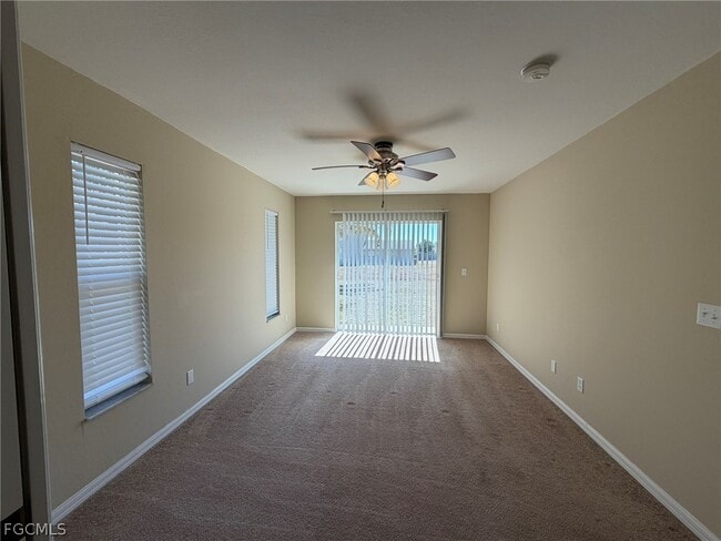 Building Photo - 414 SE 7th St