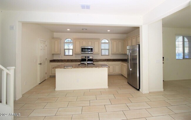 Building Photo - 3173 S Magnolia Ln