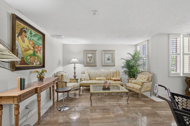 Building Photo - 2600 N Flagler Dr