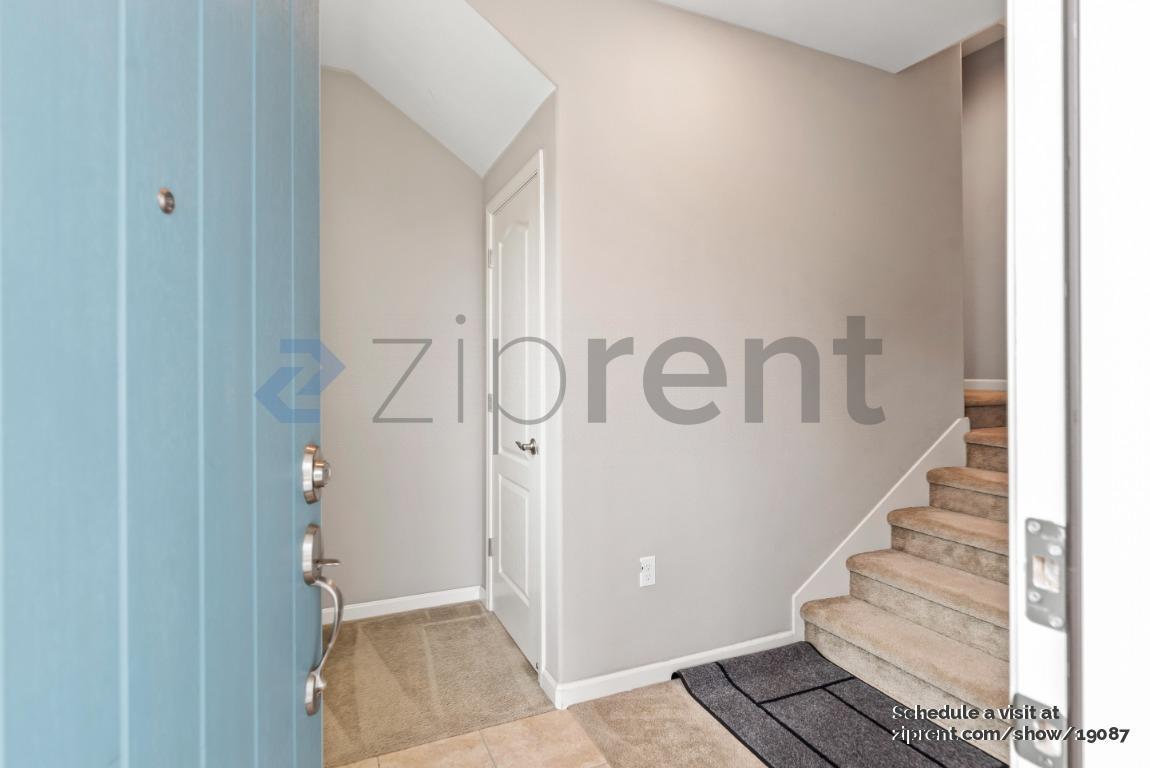 Building Photo - 3091 Lina St