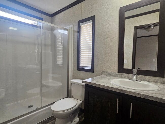 Building Photo - 333 E Lakewood Blvd