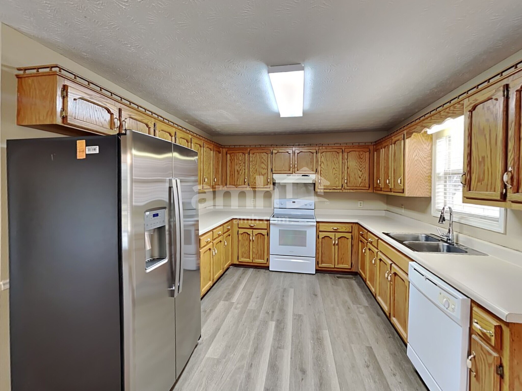 Building Photo - 1212 Wembley Ct