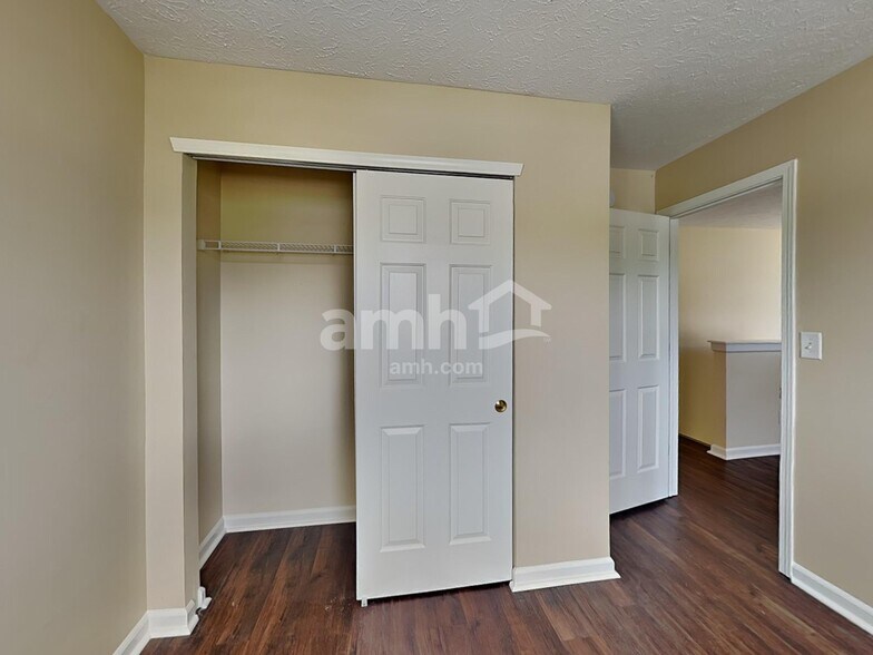 Building Photo - 6515 Knobstone Way