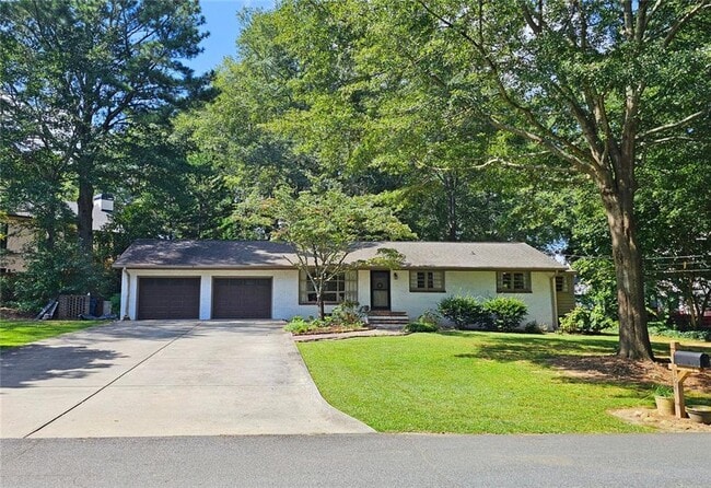 Primary Photo - 194 Kenneth Dr