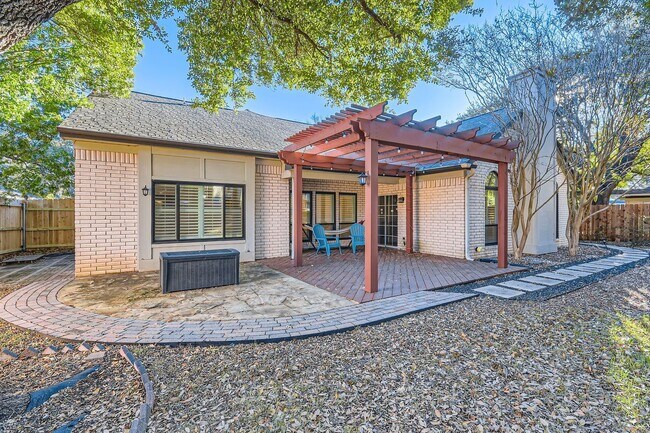 Building Photo - 6428 Old Harbor Ln