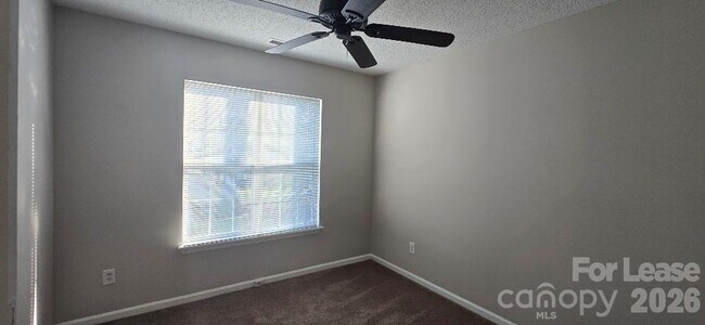 Building Photo - 14109 Southbridge Forest Dr