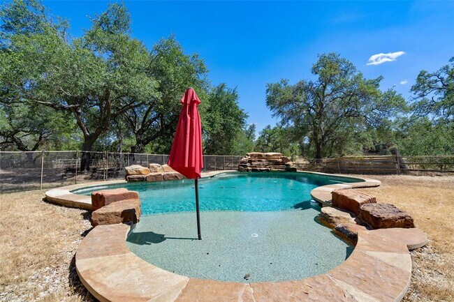 Building Photo - 485 Canna Lily Cir