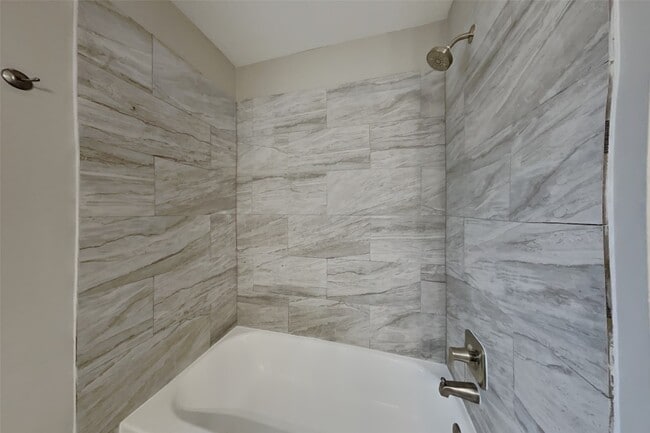 Building Photo - 14910 Sugar Crystal Ct