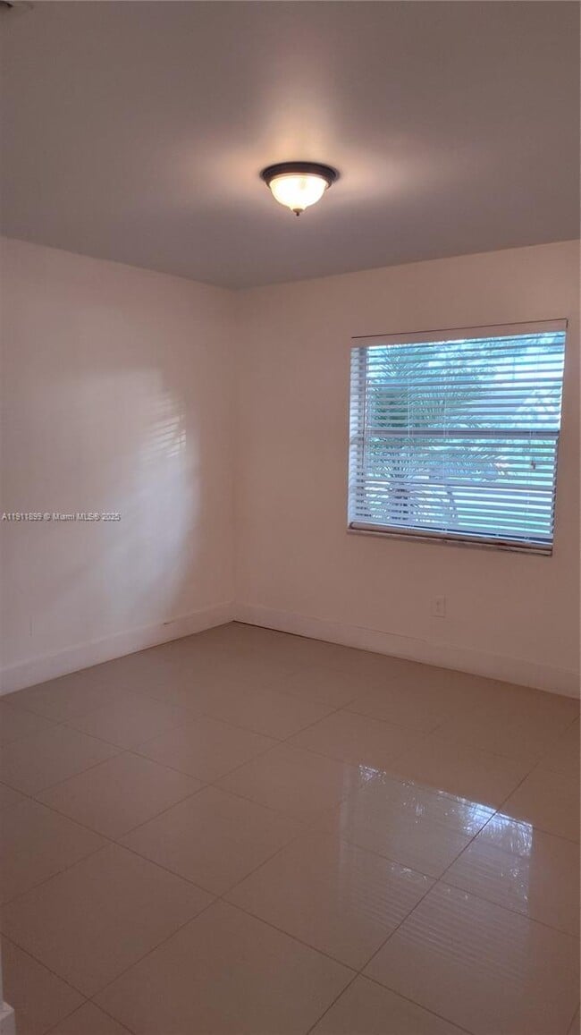 Building Photo - 118 Bobwhite Rd