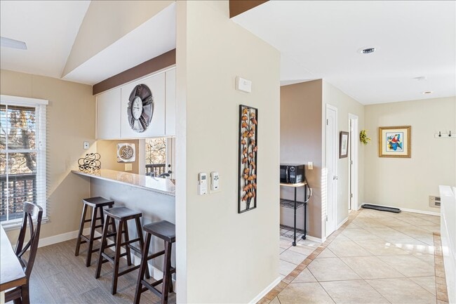 Building Photo - 415 Staniel Cay Dr