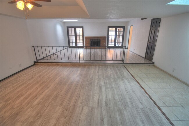 Building Photo - NE Heights ---Close to the Sandia Mountains