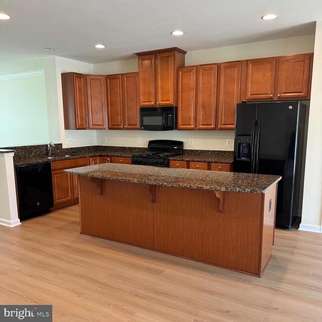 Building Photo - 22851 Chestnut Oak Terrace