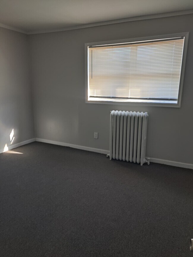 Building Photo - 1530 S Corlies St