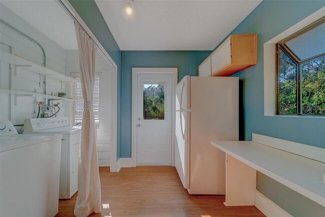 Building Photo - 4642 7th Ave N