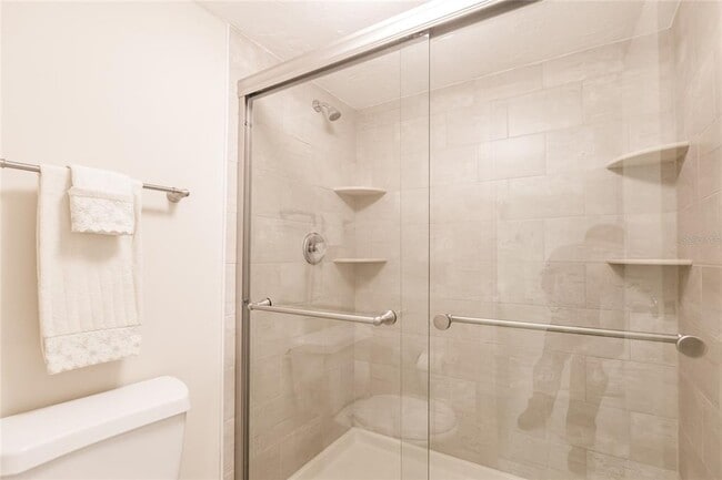 Building Photo - 1055 W Peppertree Dr