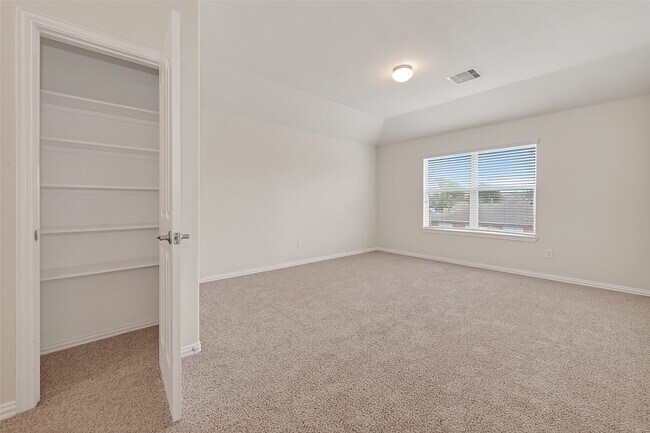 Building Photo - 19711 Kinsington Briar Ln