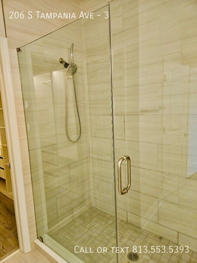 Building Photo - 206 S Tampania Ave