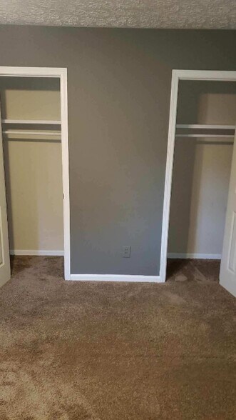 Building Photo - 55 Plum Orchard Rd