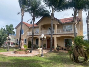 Building Photo - "Modern 5-Bedroom Sanctuary with 3 Baths and 4,353 Sq Ft of Comfort in San Bernardino!"