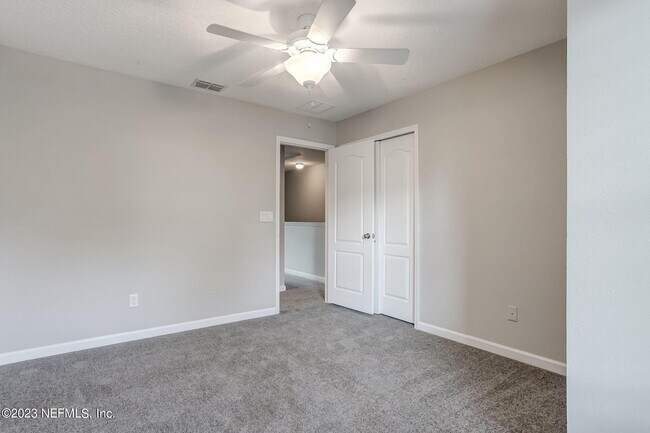 Building Photo - 4220 Plantation Oaks Blvd