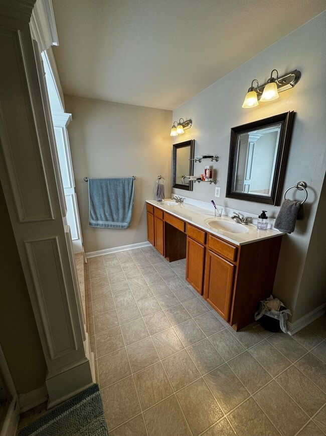 Building Photo - 22330 Douglas Ct