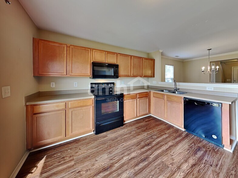 Building Photo - 3112 Varcroft Rd