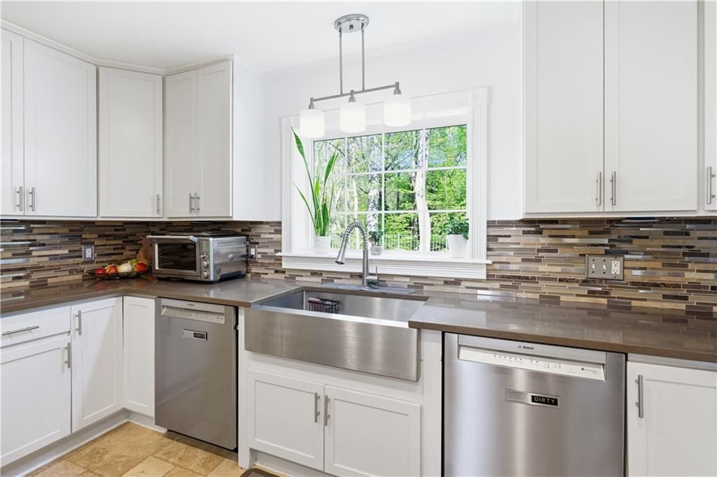 Building Photo - 4115 Glen Devon Dr NW
