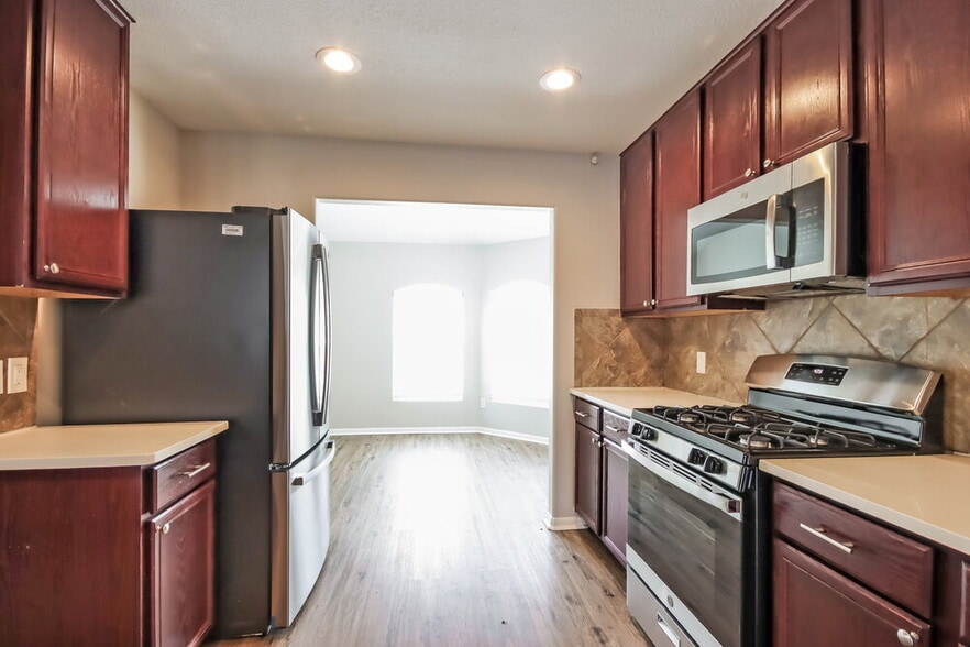 Building Photo - 9943 Chimney Swift Ln