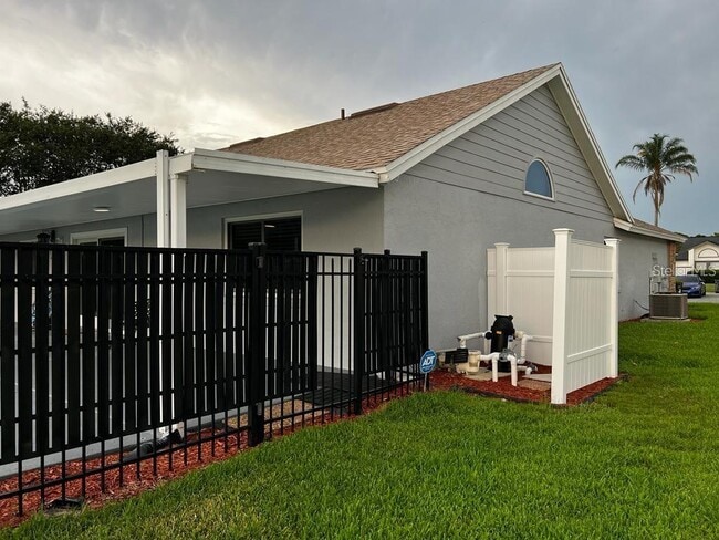 Building Photo - 14506 Timucua Ct