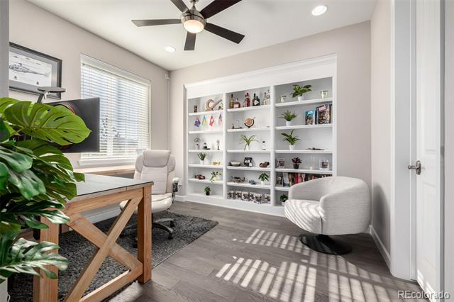 Building Photo - 9021 Swan River St