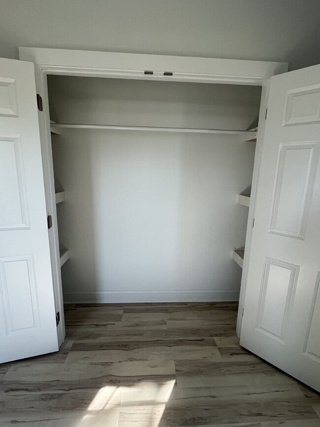 Building Photo - New Built Home 3-Bedroom Kernersville Home with Granite Touches and 2 Full Baths!"