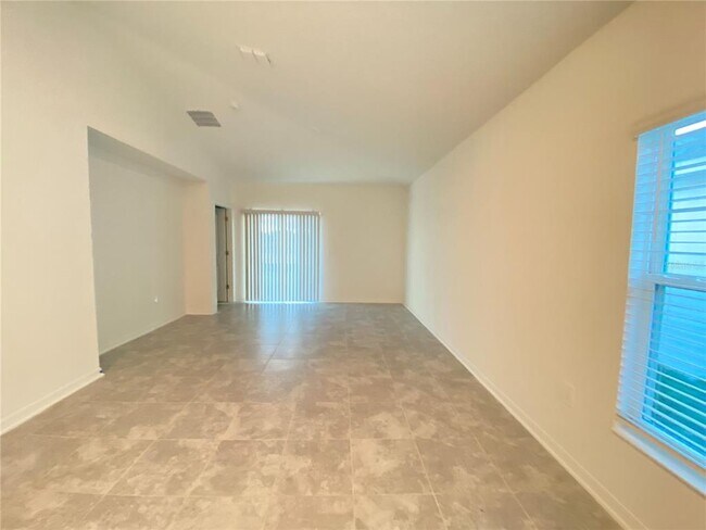 Building Photo - 4236 Pebbles Throw Dr