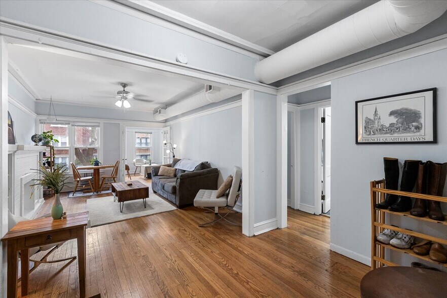 Building Photo - 6648 N Newgard Ave
