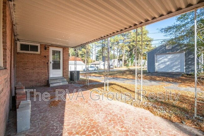 Building Photo - 4930 Bethlehem Rd