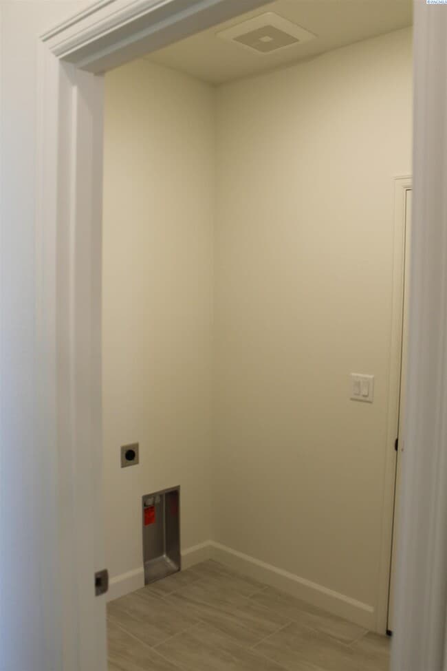 Building Photo - 7175 W 35th Ave