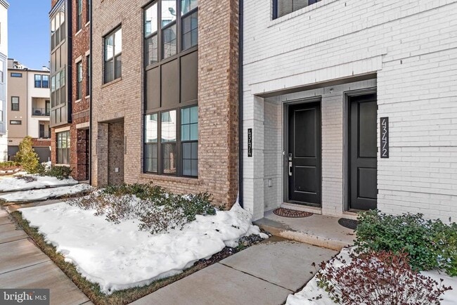 Building Photo - 43474 Danville Ter