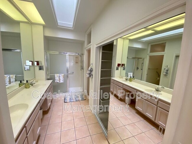 Building Photo - 78369 Yucca Blossom Dr