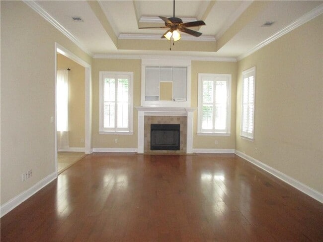 Building Photo - 554 Freedom Trail